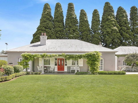 Nattai Lodge - House & Cottage In Beautiful Garden - Tweed Heads Accommodation 0