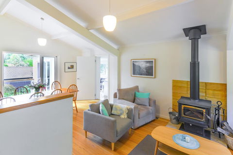 NATURE LOVERS DREAM // FIREPLACE //ACCESS TO HIKES - Tweed Heads Accommodation 1