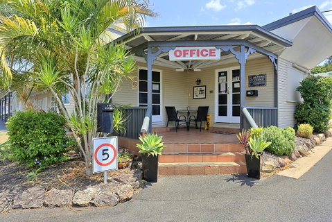 Ned Kelly's Motel - Tweed Heads Accommodation 2
