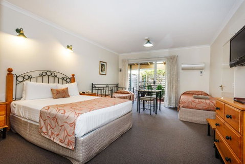 Nelsons Of Bridgetown - Tweed Heads Accommodation 2