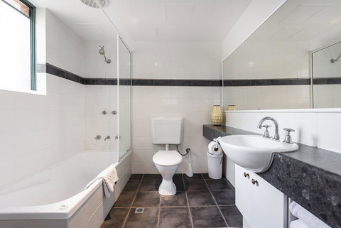 Subiaco Village 20 - Tweed Heads Accommodation 15