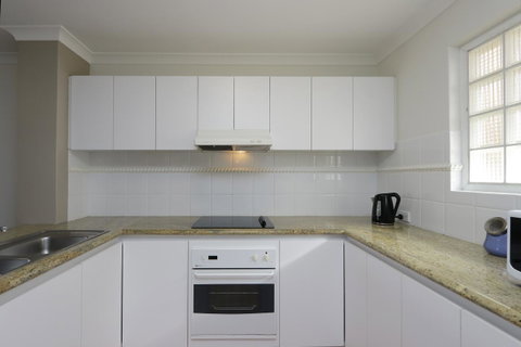 Hillarys Marina Apartment - Tweed Heads Accommodation 14
