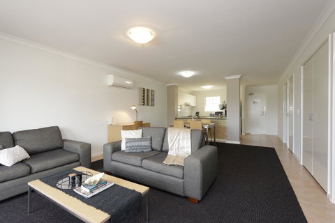 Hillarys Marina Apartment - Tweed Heads Accommodation 3