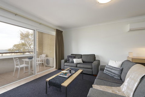 Hillarys Marina Apartment - Tweed Heads Accommodation 7