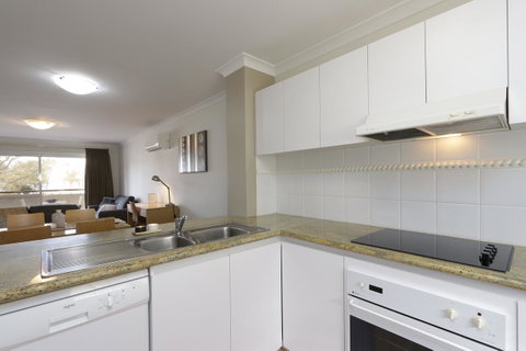 Hillarys Marina Apartment - Tweed Heads Accommodation 13