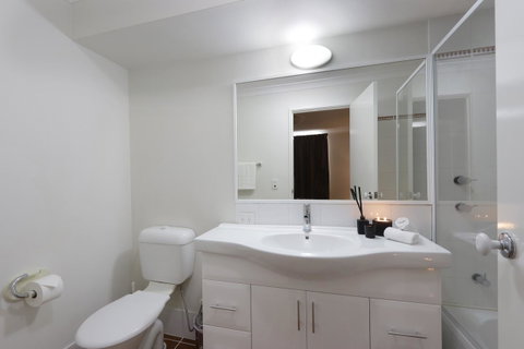 Hillarys Marina Apartment - Tweed Heads Accommodation 29
