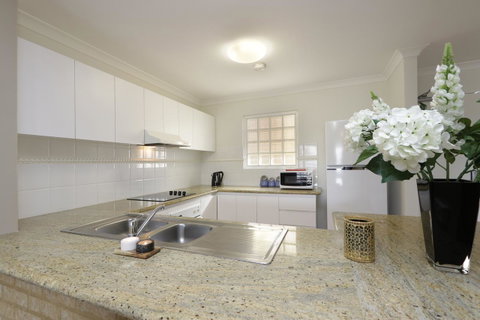 Hillarys Marina Apartment - Tweed Heads Accommodation 10