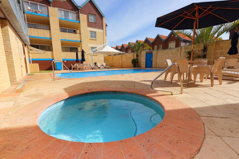 Hillarys Marina Apartment - Tweed Heads Accommodation 34