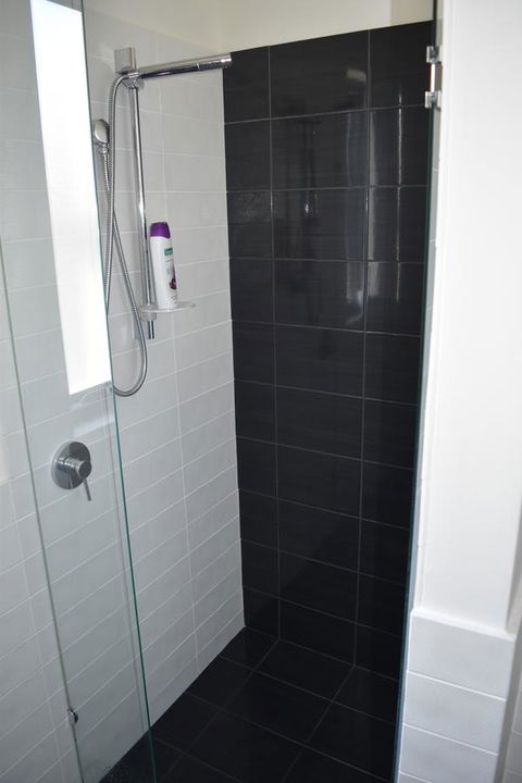 Central Executive Townhouse - Tweed Heads Accommodation 7