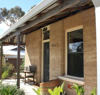 Hotham Ridge Winery and Cottages - Tweed Heads Accommodation