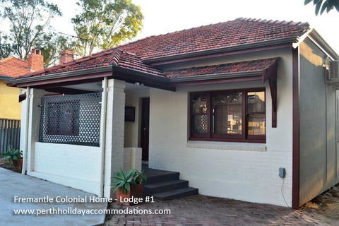 Fremantle Colonial Home - Tweed Heads Accommodation 11