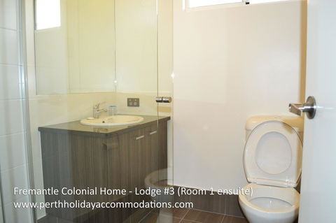 Fremantle Colonial Home - Tweed Heads Accommodation 16