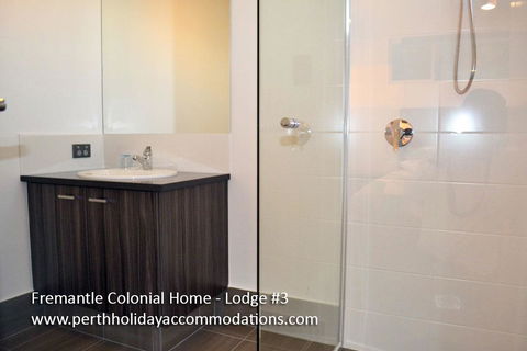 Fremantle Colonial Home - Tweed Heads Accommodation 20
