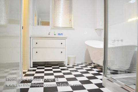 Fremantle Colonial Home - Tweed Heads Accommodation 29