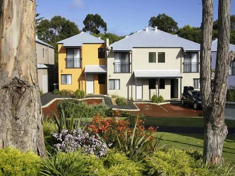 Leeuwin Apartments - Tweed Heads Accommodation 5