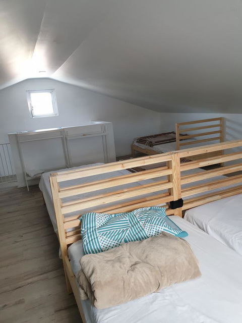 DIANELLA Budget Rooms Happy Place To Stay - Tweed Heads Accommodation 4