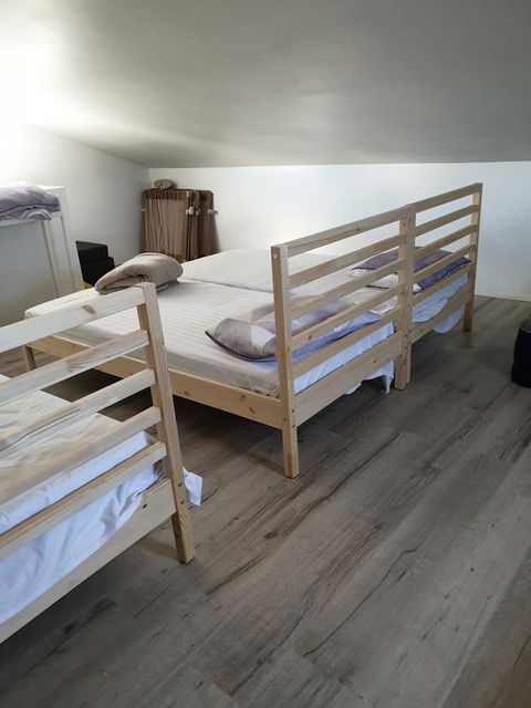 DIANELLA Budget Rooms Happy Place To Stay - Tweed Heads Accommodation 21