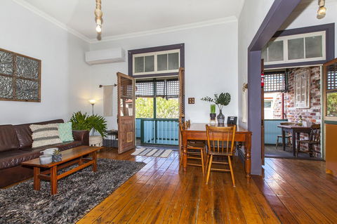 The Hub Fremantle - Tweed Heads Accommodation 0