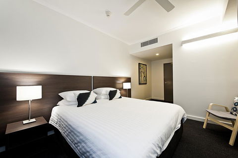 St Catherine\'s On Park - Tweed Heads Accommodation 9