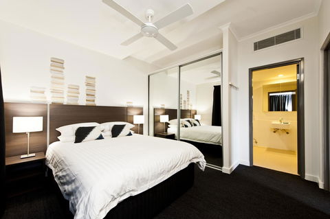 St Catherine\'s On Park - Tweed Heads Accommodation 14