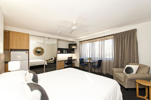 St Catherine\'s On Park - Tweed Heads Accommodation 4