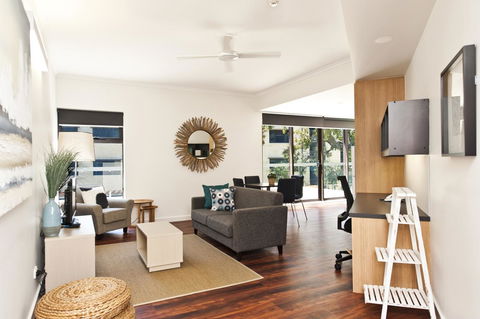 St Catherine\'s On Park - Tweed Heads Accommodation 0