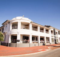 Cottesloe Beach Hotel - Tweed Heads Accommodation