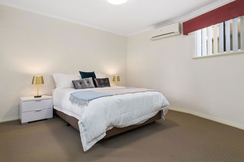 Como South Perth Villa - Tweed Heads Accommodation 28