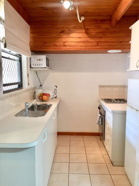 Cottesloe Beach Chalets - Tweed Heads Accommodation 23