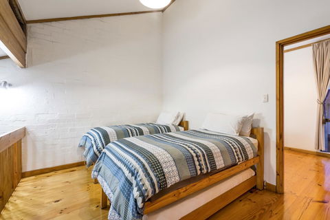 Cottesloe Beach Chalets - Tweed Heads Accommodation 35
