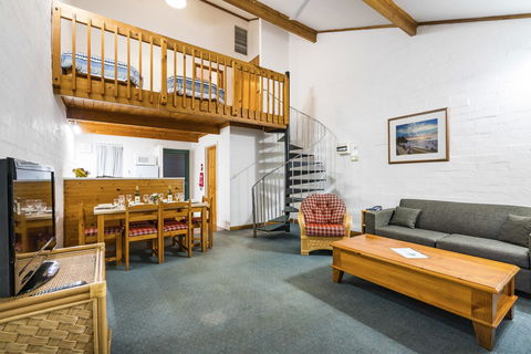 Cottesloe Beach Chalets - Tweed Heads Accommodation 32