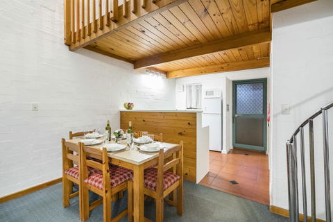 Cottesloe Beach Chalets - Tweed Heads Accommodation 31