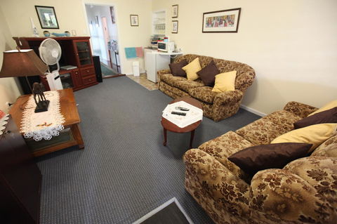 Jacaranda Guest House - Tweed Heads Accommodation 8