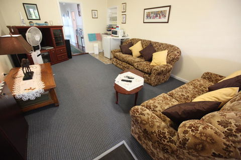 Jacaranda Guest House - Tweed Heads Accommodation 7