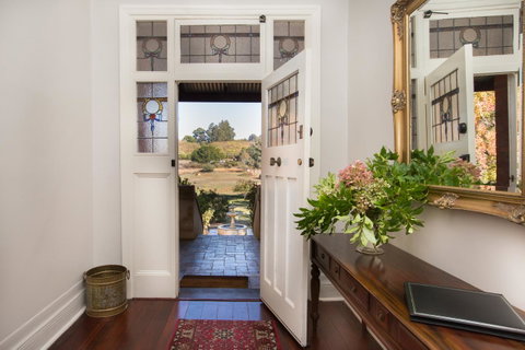 Historic Oakhill House Entire Estate - Tweed Heads Accommodation 3