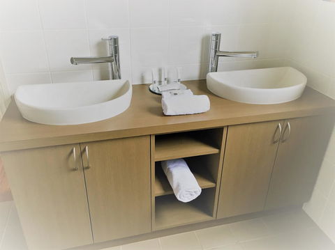 Balingup Highview Chalets - Tweed Heads Accommodation 8