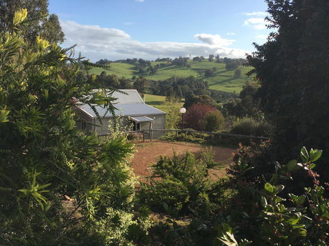 Balingup Highview Chalets - Tweed Heads Accommodation 24