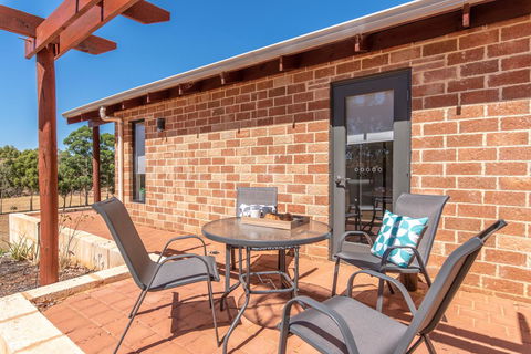 'Bindoon Valley Escape' Cottage - Tweed Heads Accommodation 8
