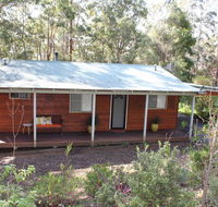 Francisca's Cottage - Tweed Heads Accommodation