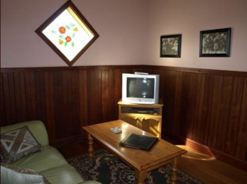 Pemberton Old Picture Theatre Holiday Apartments - Tweed Heads Accommodation 42