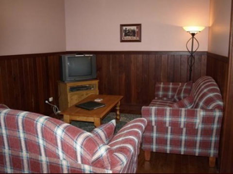 Pemberton Old Picture Theatre Holiday Apartments - Tweed Heads Accommodation 37