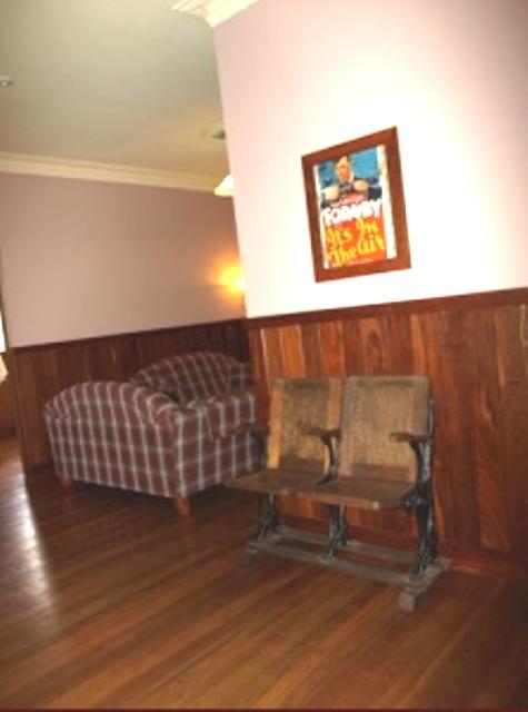Pemberton Old Picture Theatre Holiday Apartments - Tweed Heads Accommodation 23