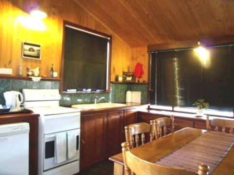 Pemberton Old Picture Theatre Holiday Apartments - Tweed Heads Accommodation 18