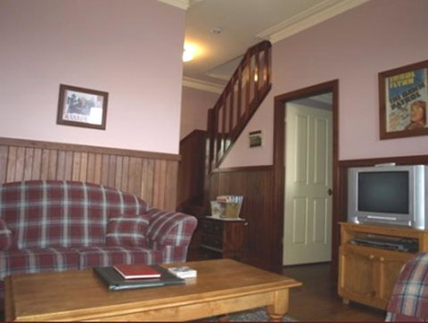 Pemberton Old Picture Theatre Holiday Apartments - Tweed Heads Accommodation 6