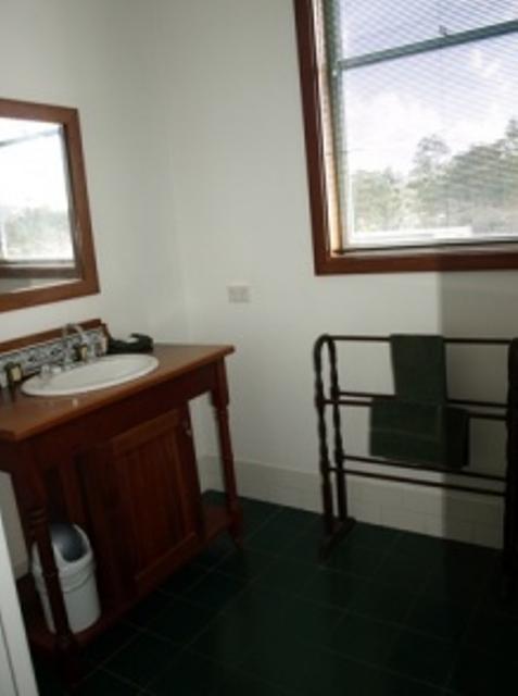 Pemberton Old Picture Theatre Holiday Apartments - Tweed Heads Accommodation 41