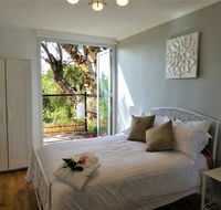 Treetops Cottage - Tweed Heads Accommodation