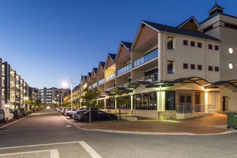 Dolphin Quay Apartments - Tweed Heads Accommodation 18