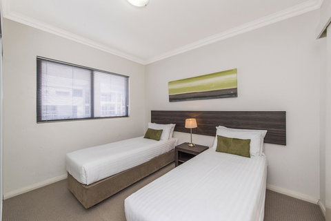 Dolphin Quay Apartments - Tweed Heads Accommodation 39
