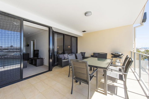 Dolphin Quay Apartments - Tweed Heads Accommodation 27