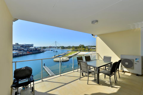 Dolphin Quay Apartments - Tweed Heads Accommodation 5